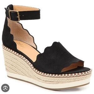 Crown Vintage Daffodil Espadrille Scallop Wedges